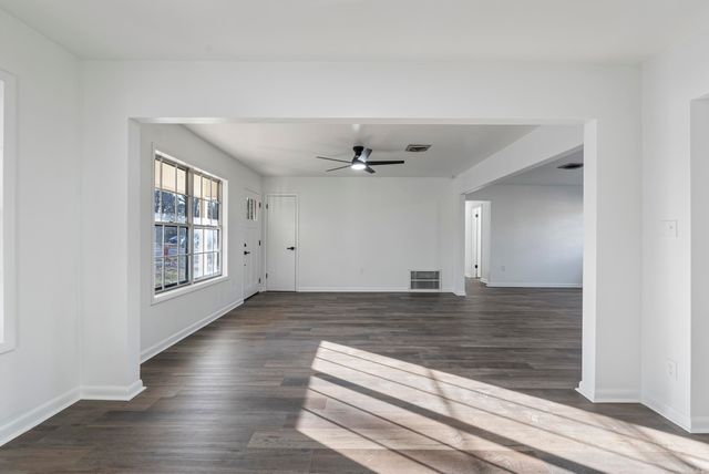 1145 Salem Road, Conway, AR 72034