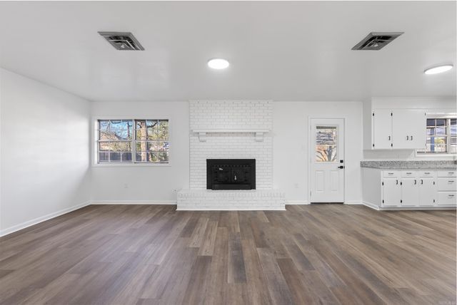 1145 Salem Road, Conway, AR 72034