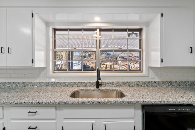 1145 Salem Road, Conway, AR 72034