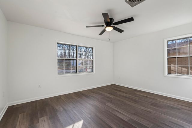 1145 Salem Road, Conway, AR 72034