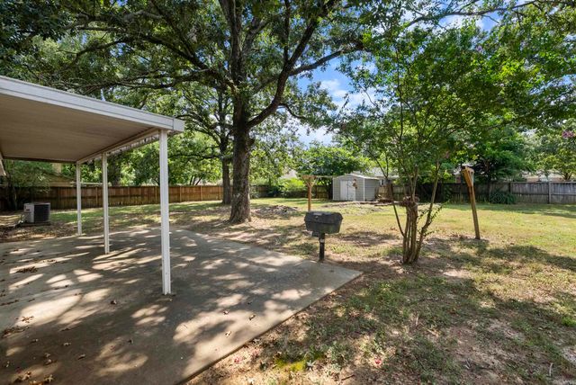 1145 Salem Road, Conway, AR 72034