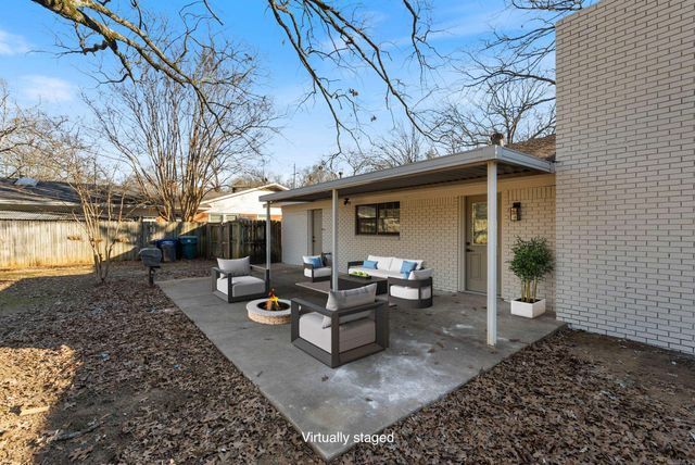 1145 Salem Road, Conway, AR 72034