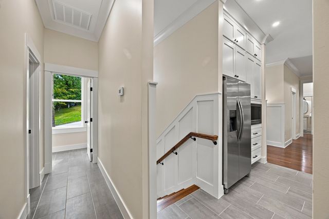 1721 Starboard Dr, Hixson, TN 37343