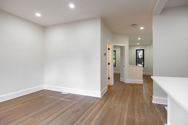 4638 N Hamilton Avenue 1F, Chicago, IL 60625