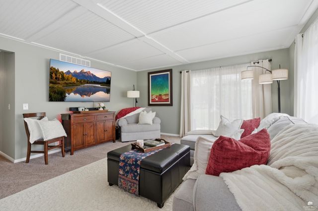 1400 Westwind Dr., Manhattan, KS 66503