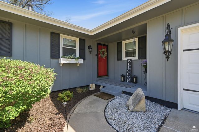 1400 Westwind Dr., Manhattan, KS 66503