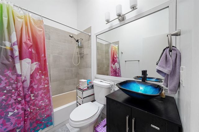 2029 Winners Circle 2029, North Lauderdale, FL 33068