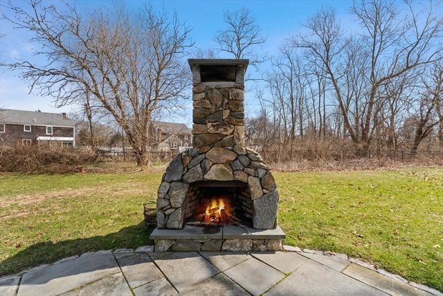 585 Careswell St, Marshfield, MA 02050