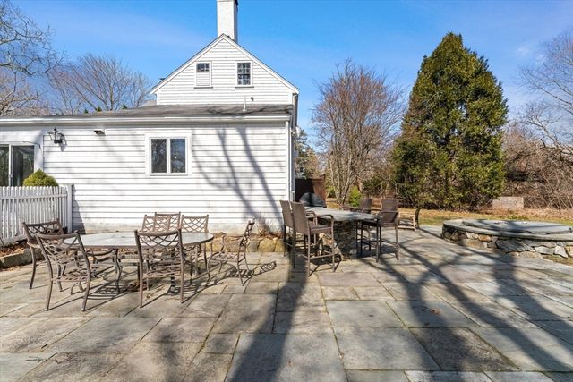 585 Careswell St, Marshfield, MA 02050