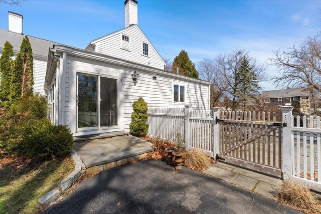 585 Careswell St, Marshfield, MA 02050