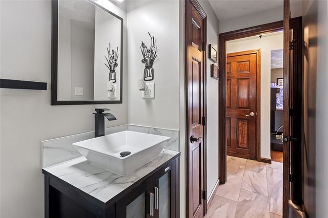 18 Lyman Avenue, Johnston, RI 02919