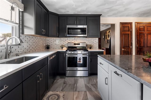 18 Lyman Avenue, Johnston, RI 02919