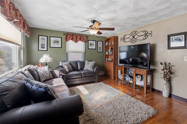 18 Lyman Avenue, Johnston, RI 02919