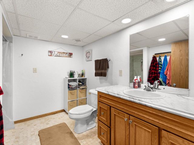 5425 Old Q ROAD, Manitowoc, WI 54220