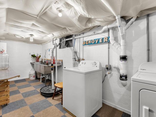 5425 Old Q ROAD, Manitowoc, WI 54220