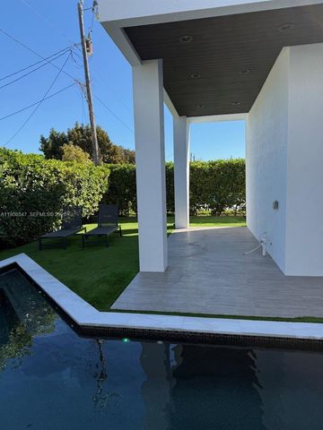 9839 SW 213th St, Cutler Bay, FL 33189