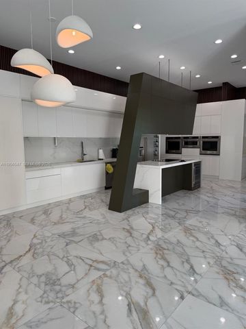 9839 SW 213th St, Cutler Bay, FL 33189