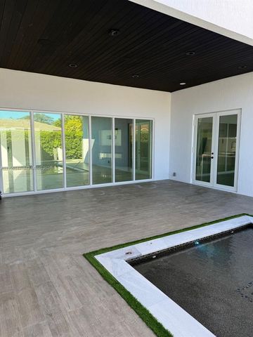 9839 SW 213th St, Cutler Bay, FL 33189