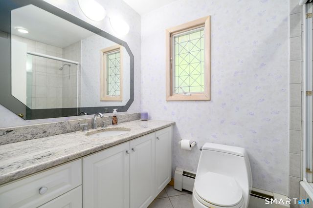 80 Wake Robin Lane, Stamford, CT 06903