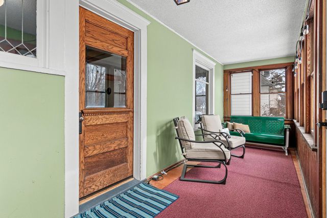 1217 28th Avenue NE, Minneapolis, MN 55418