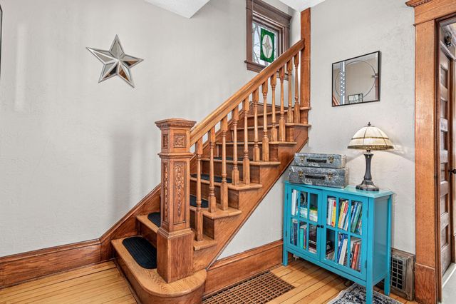 1217 28th Avenue NE, Minneapolis, MN 55418