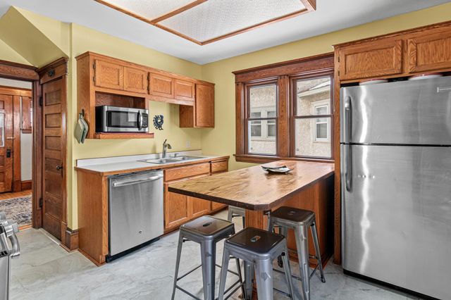 1217 28th Avenue NE, Minneapolis, MN 55418