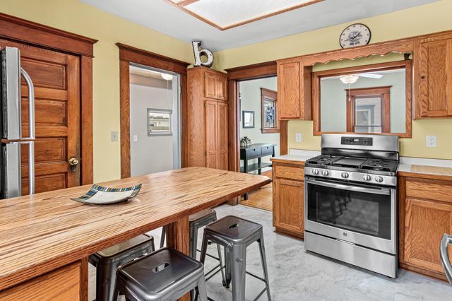 1217 28th Avenue NE, Minneapolis, MN 55418