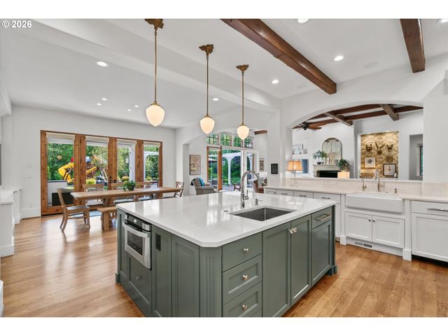 5260 Nw 137TH Ave, Portland, OR 97229