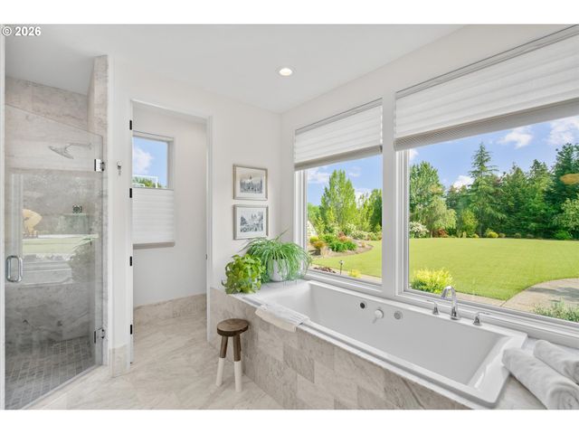 5260 Nw 137TH Ave, Portland, OR 97229