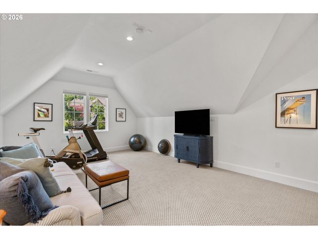 5260 Nw 137TH Ave, Portland, OR 97229