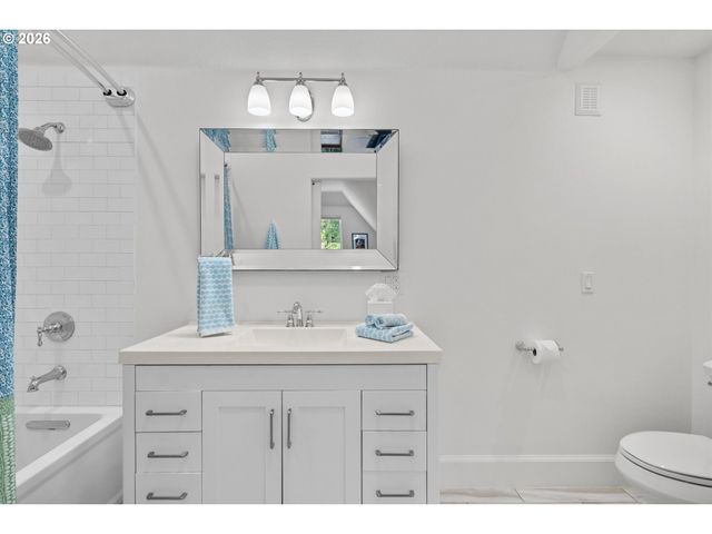 5260 Nw 137TH Ave, Portland, OR 97229