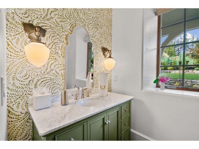 5260 Nw 137TH Ave, Portland, OR 97229
