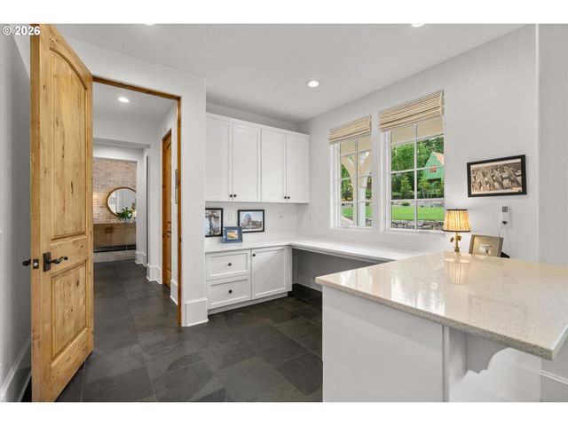 5260 Nw 137TH Ave, Portland, OR 97229