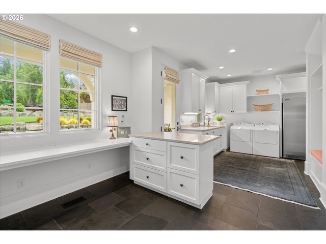5260 Nw 137TH Ave, Portland, OR 97229