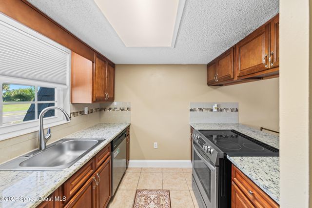 225 Bristol Lane, Melbourne, FL 32935