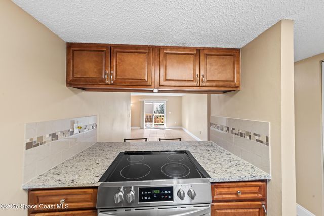 225 Bristol Lane, Melbourne, FL 32935