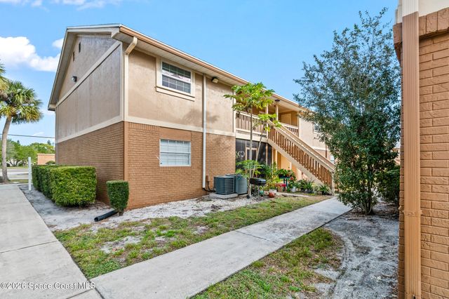 225 Bristol Lane, Melbourne, FL 32935