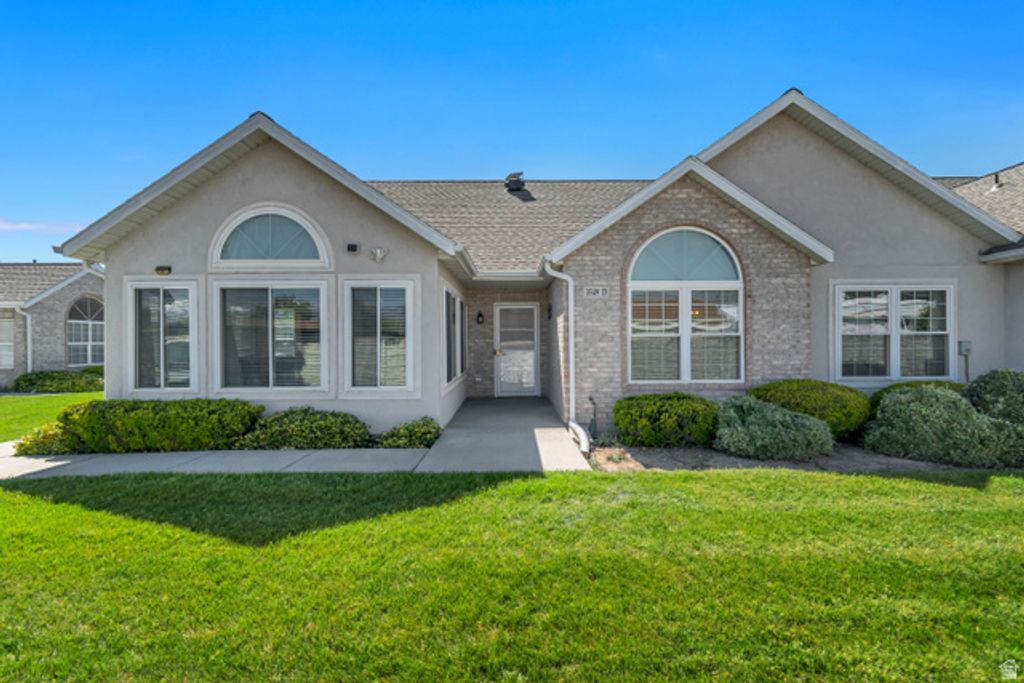 Image 1 of property listing at 3549 S VILLA VIEW DR #D, West Valley City, UT 84120