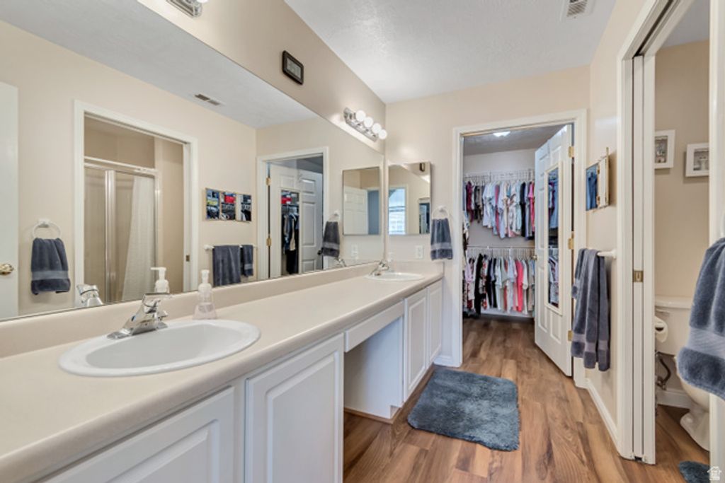 Image 17 of property listing at 3549 S VILLA VIEW DR #D, West Valley City, UT 84120