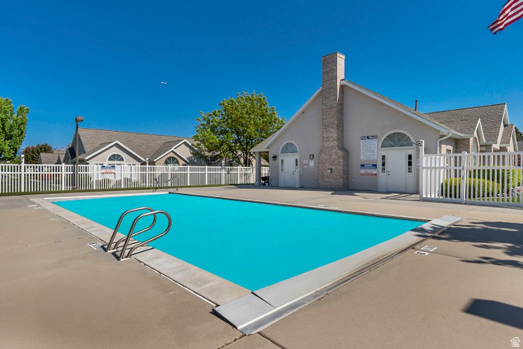 Image 30 of property listing at 3549 S VILLA VIEW DR #D, West Valley City, UT 84120