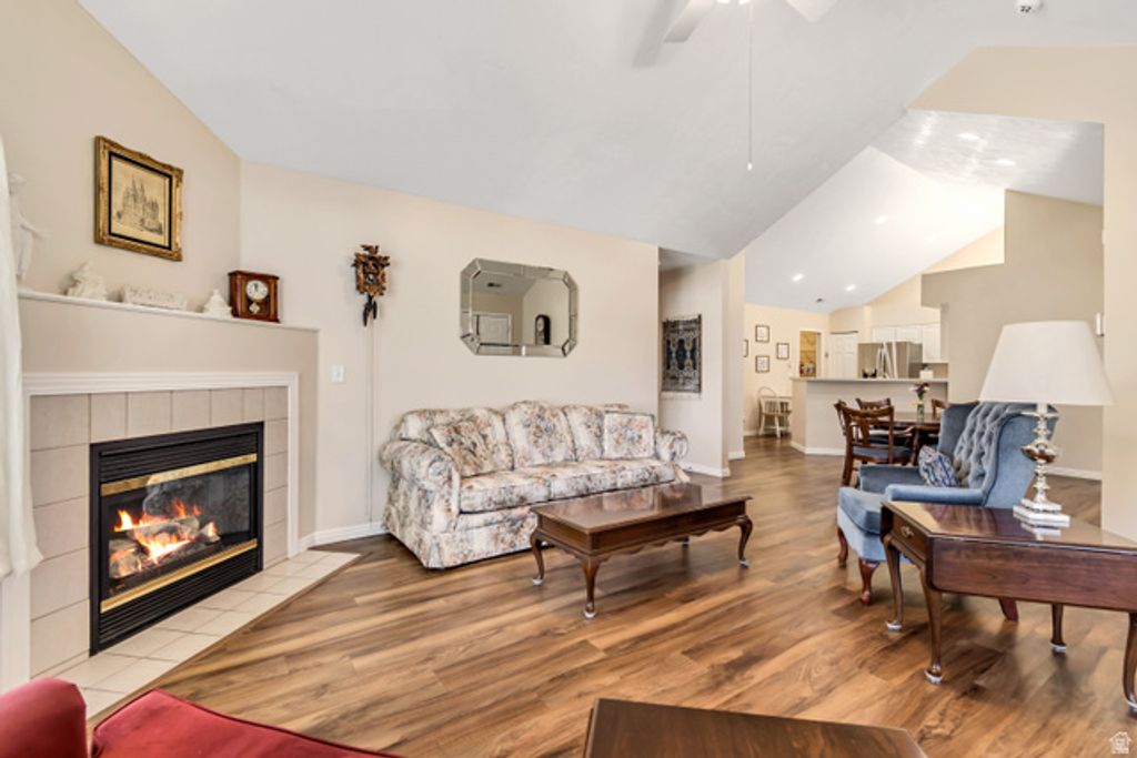 Image 8 of property listing at 3549 S VILLA VIEW DR #D, West Valley City, UT 84120