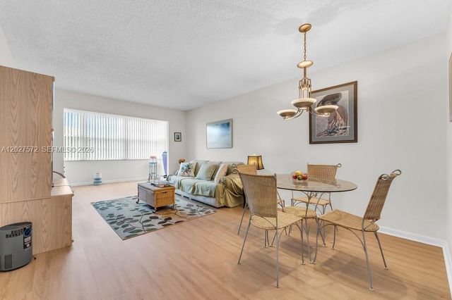 6600 Cypress Rd 310, Plantation, FL 33317