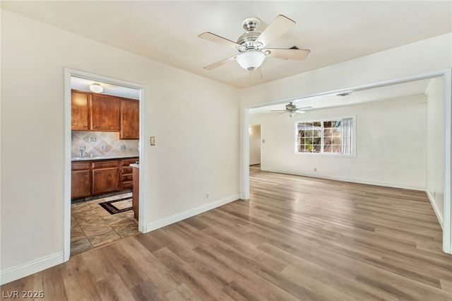 1809 East Saint Louis Avenue, Las Vegas, NV 89104