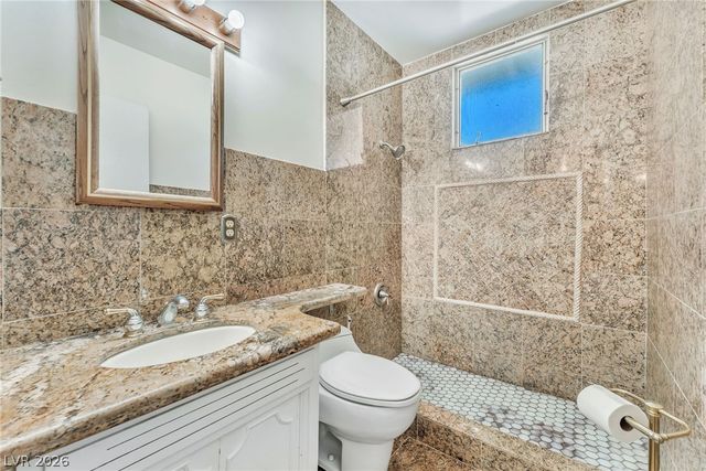 1809 East Saint Louis Avenue, Las Vegas, NV 89104