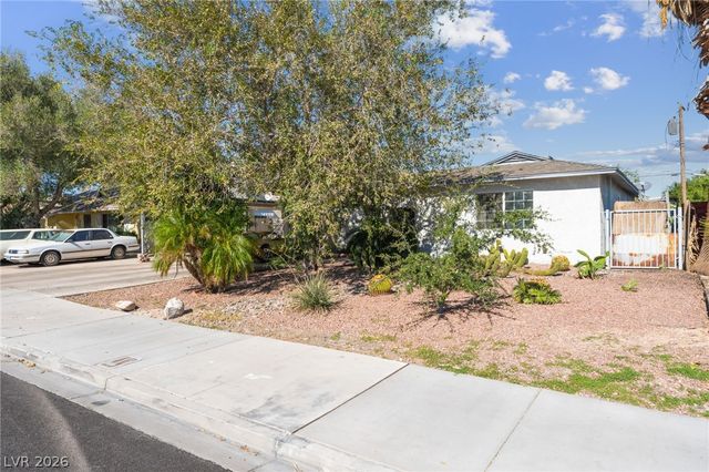 1809 East Saint Louis Avenue, Las Vegas, NV 89104