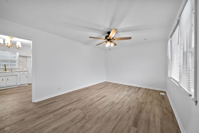 532 Savely Dr, N, Hendersonville, TN 37075