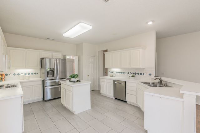 4104 Creekstone Drive, Plano, TX 75093