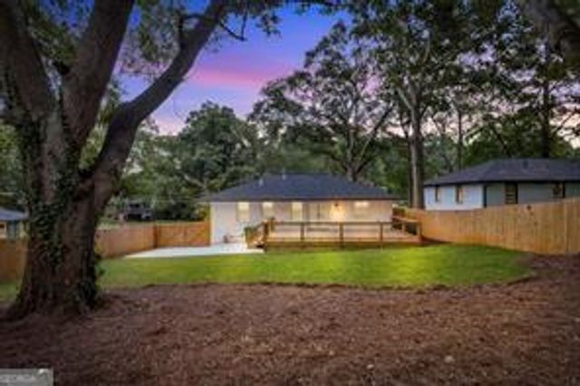 2219 SHARON Way, Decatur, GA 30032