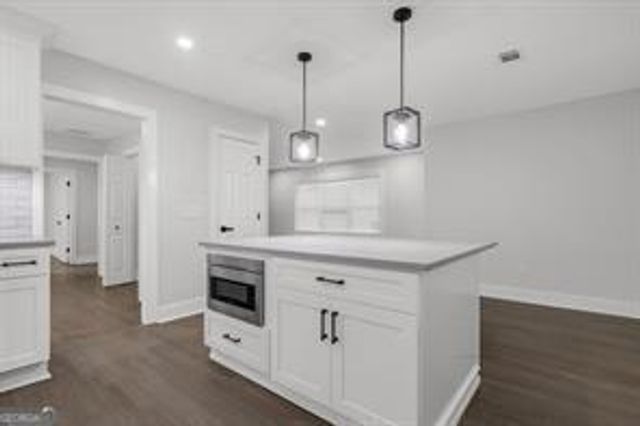 2219 SHARON Way, Decatur, GA 30032