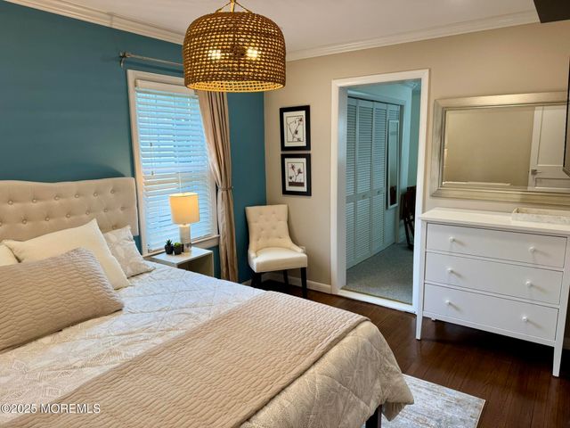 14 Wardell Place, Ocean Twp, NJ 07712